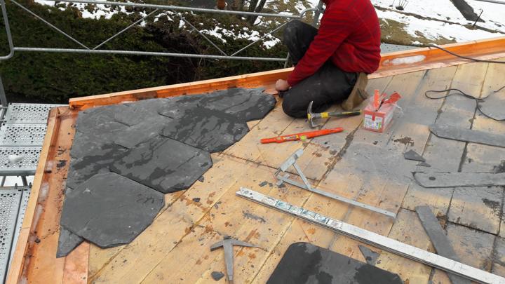 Pose d'un plancher bois et d'un caniveau en cuivre